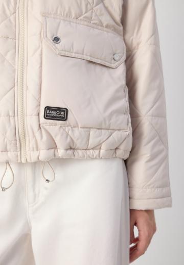 Куртка с накладнымит карманами