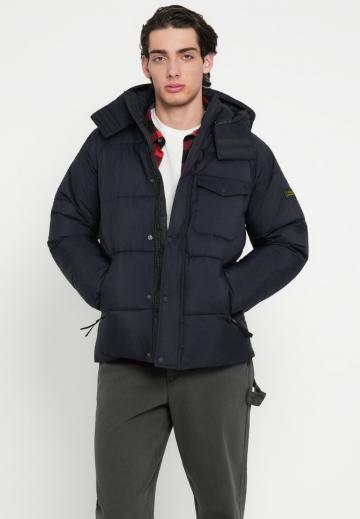 Зимняя куртка