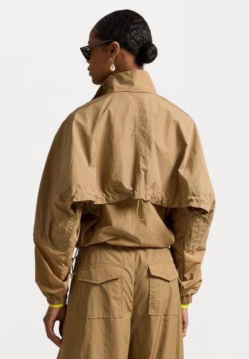 Куртка с накладнымит карманами