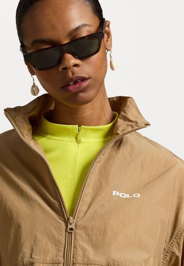 Куртка с накладнымит карманами