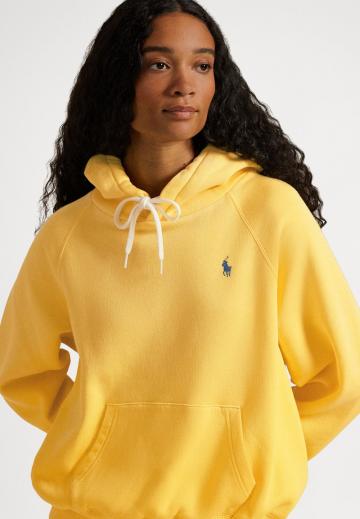 Пуловер с капюшоном