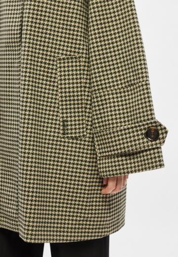 Шерстяное пальто