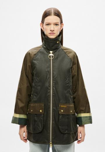 Короткое пальто