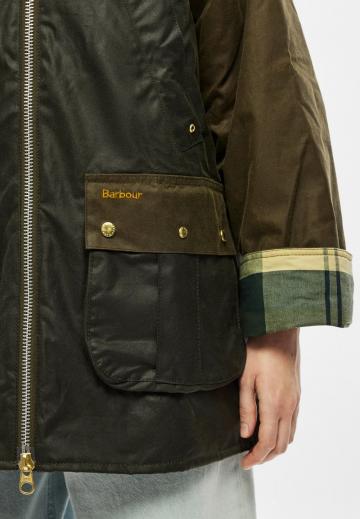 Короткое пальто