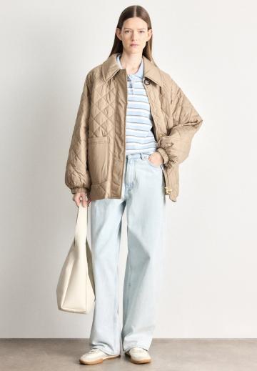 Короткое пальто