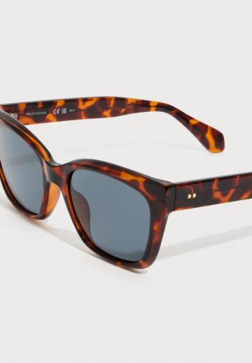 Солнечные очки