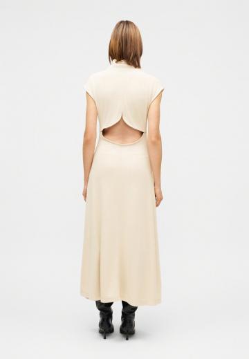 Вязаное платье