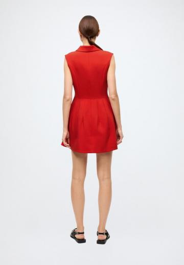 Короткое платье