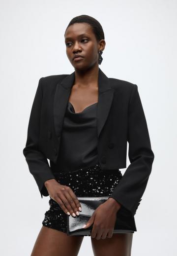 Короткий блейзер