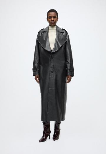 Пальто из искусственной кожи