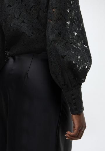 Кружевная блузка