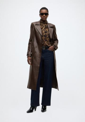 Пальто из искусственной кожи