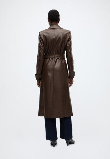 Пальто из искусственной кожи