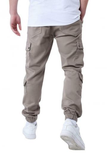 Брюки с накладными карманами