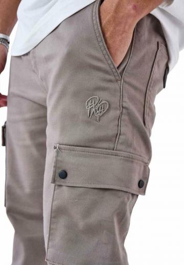 Брюки с накладными карманами