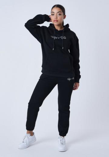 Пуловер с капюшоном