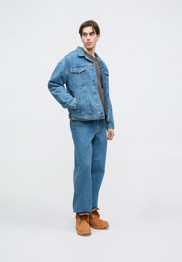 Джинсовая куртка