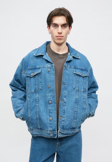 Джинсовая куртка