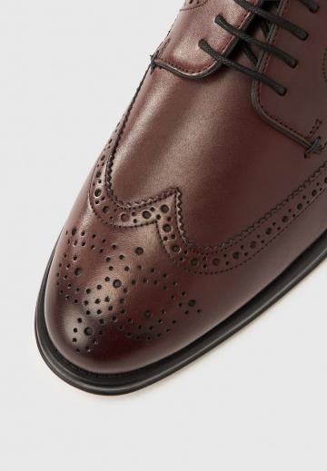 Ботинки на шнуровке