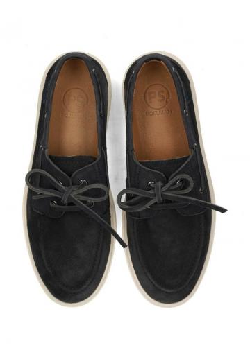 Ботинки на шнуровке