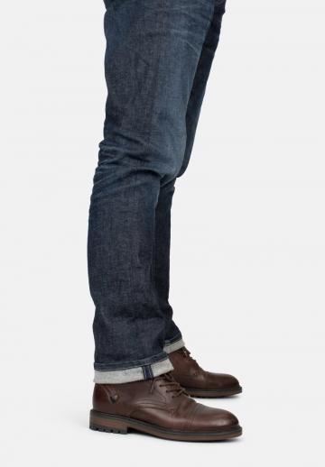 Ботинки на шнуровке