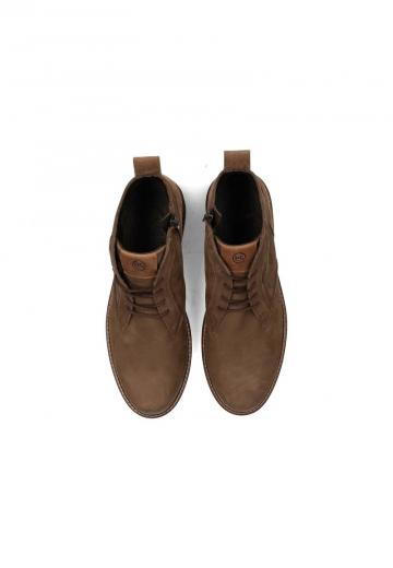 Ботинки на шнуровке