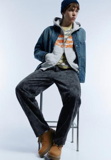 Свободные джинсы