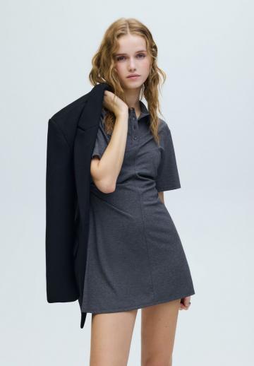Короткое платье