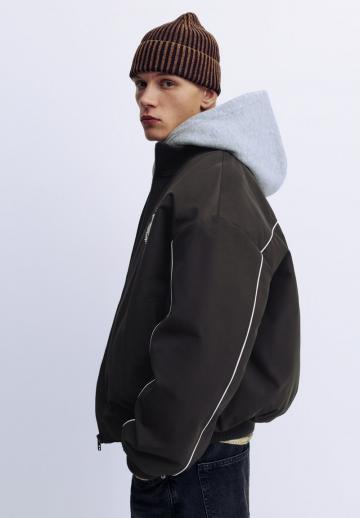 Куртка бомбер