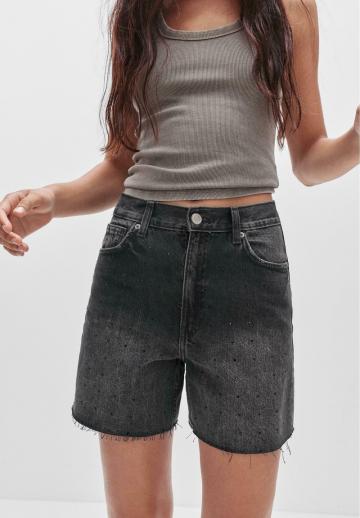 Джинсовые шорты