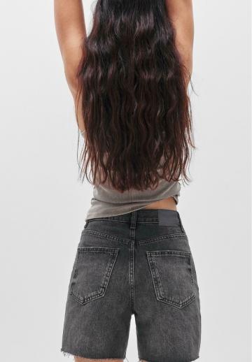 Джинсовые шорты
