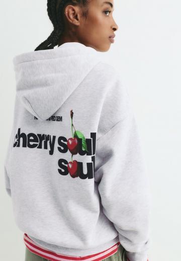 Пуловер с капюшоном