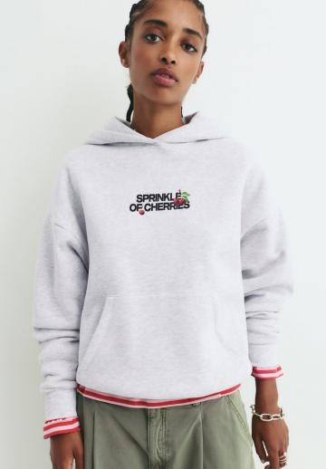 Пуловер с капюшоном