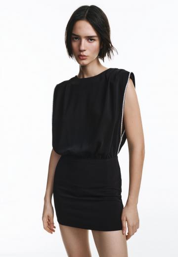 Короткое платье