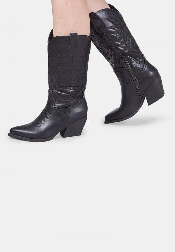 Ковбойские сапоги