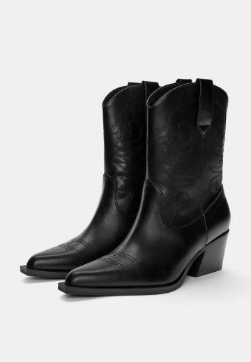 Ковбойские сапоги