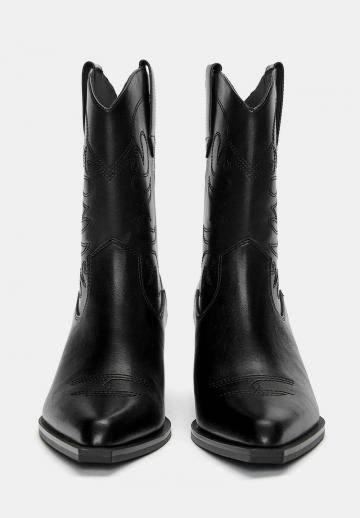 Ковбойские сапоги