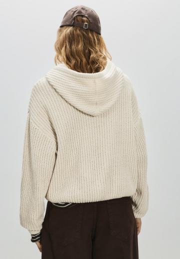 Пуловер с капюшоном