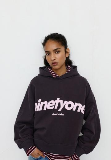 Пуловер с капюшоном