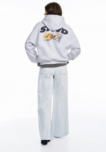 Пуловер с капюшоном