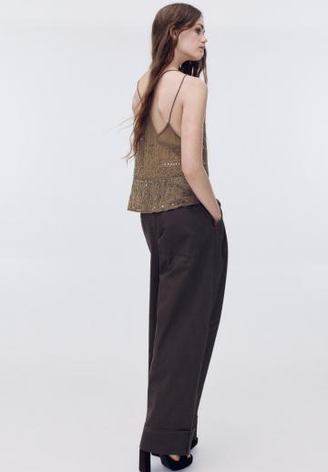 Топ на бретельках