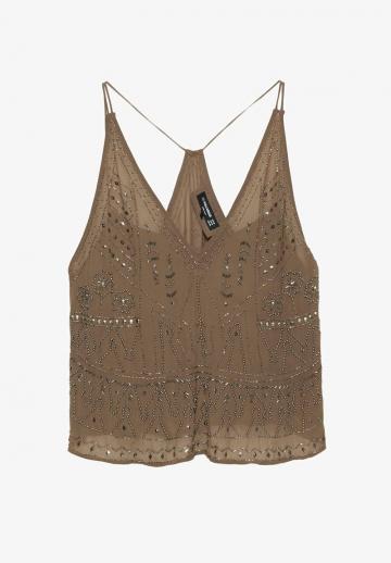 Топ на бретельках