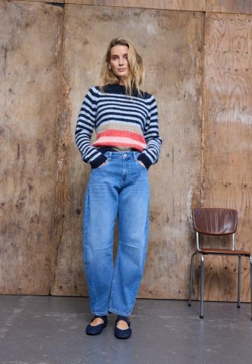 Свободные джинсы