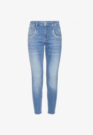 Короткие джинсы