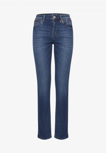 Узкие джинсы