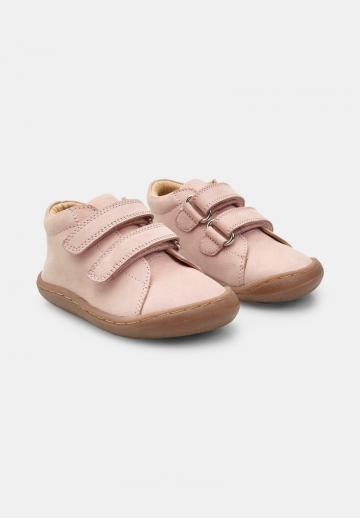 Детская обувь