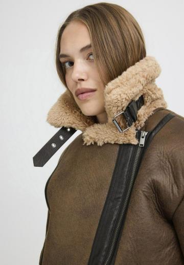 Зимняя куртка