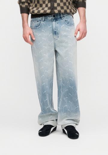 Прямые джинсы