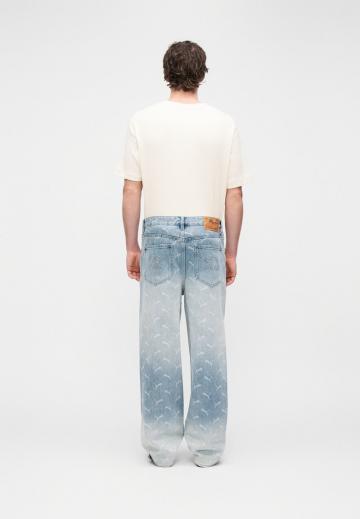 Прямые джинсы