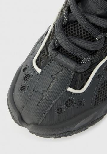 Баскетбольные кроссовки